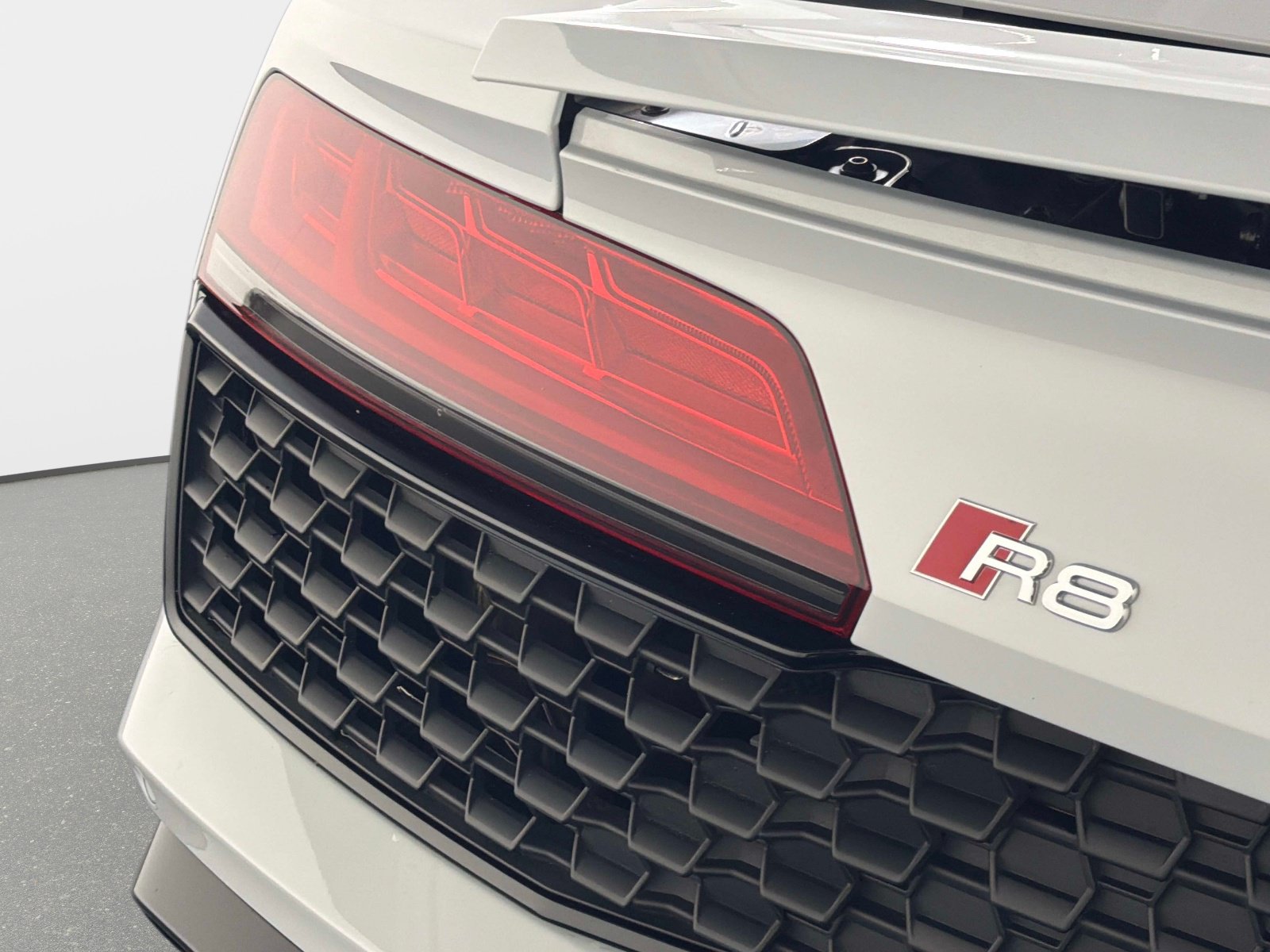 Used 2023 Audi R8 V10 performance RWD image 17