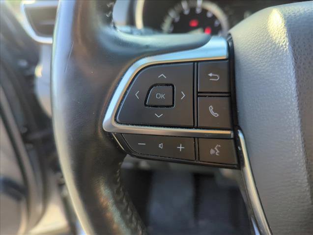 Used 2021 Toyota Highlander Limited image 15