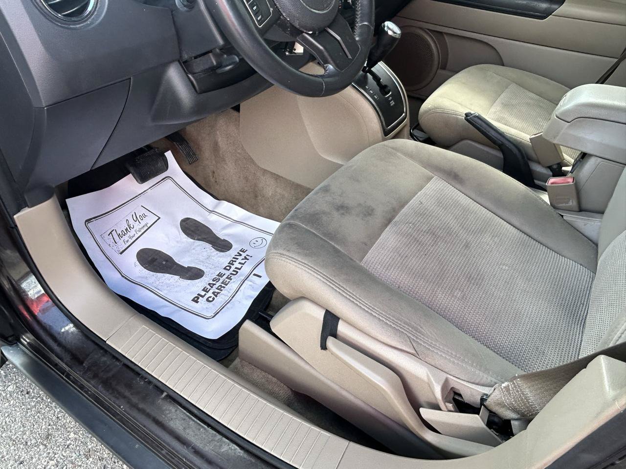 Used 2014 Jeep Patriot Latitude FWD image 10