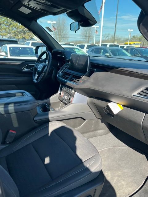 Used 2023 GMC Yukon SLE image 14