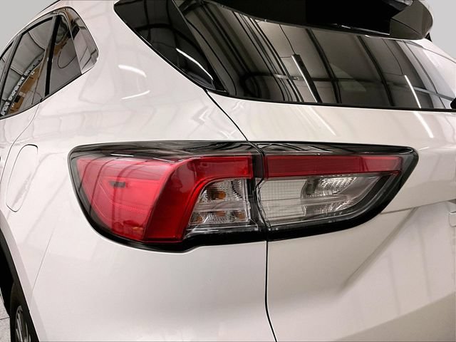 Used 2022 Ford Escape SEL w/ Technology Package AWD/4WD image 28