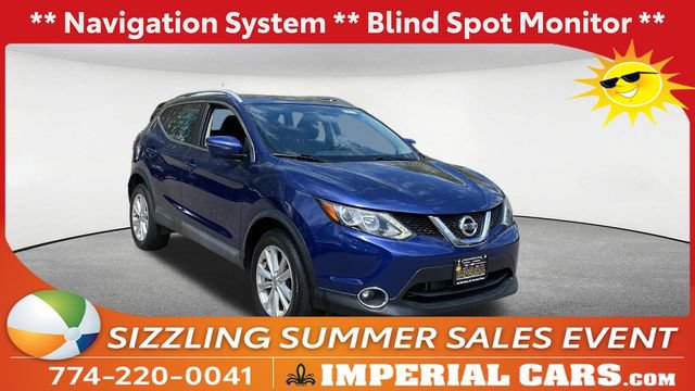 Used 2017 Nissan Rogue Sport SV w/ SV Premium Package AWD/4WD image 1