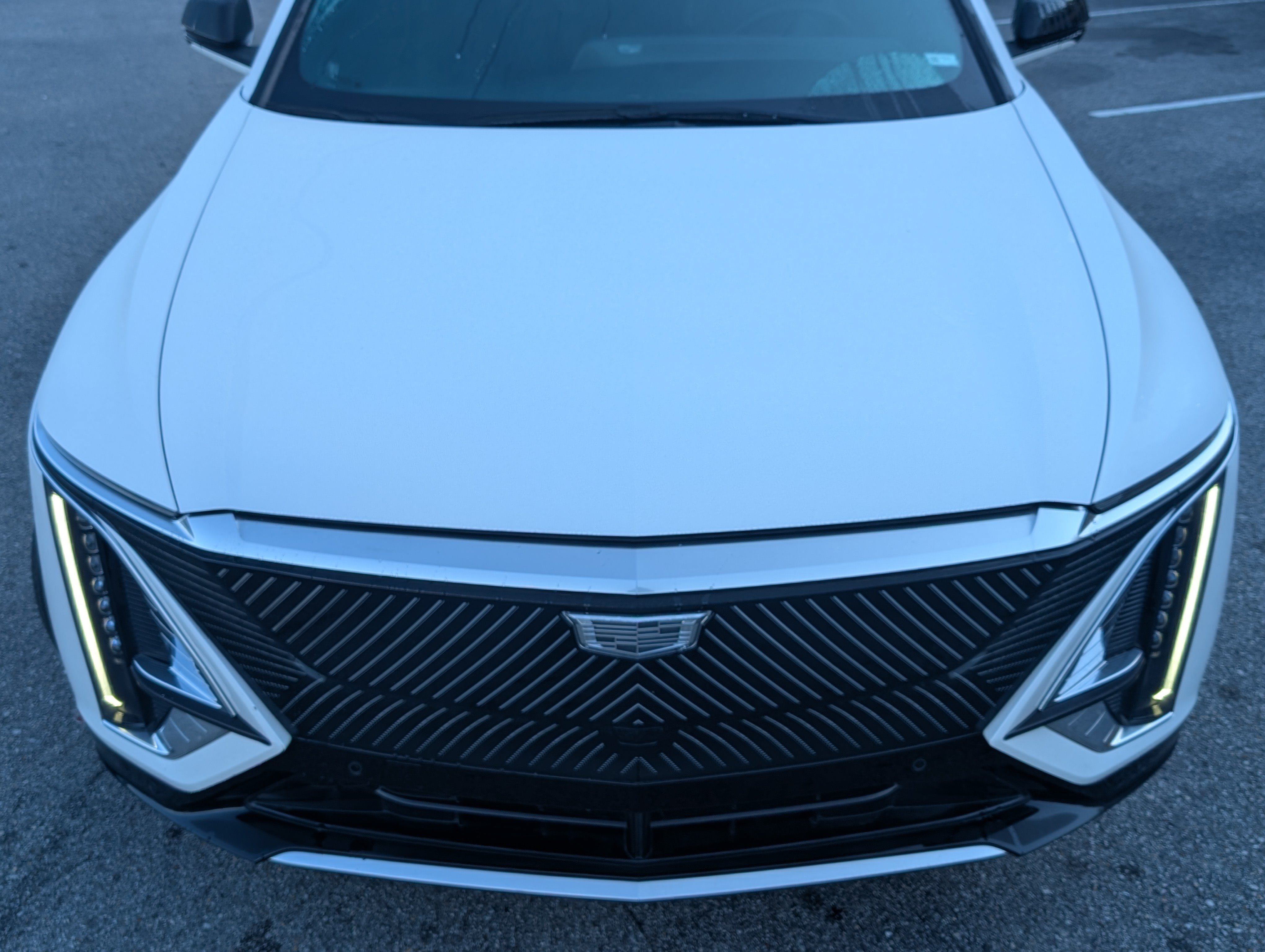Used 2024 Cadillac Lyriq Tech RWD image 12