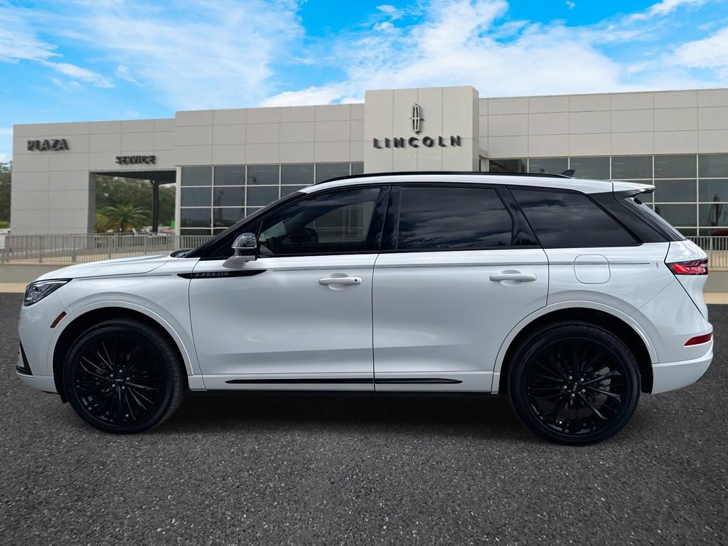 New 2025 Lincoln Corsair Reserve w/ Jet Appearance Package image 6