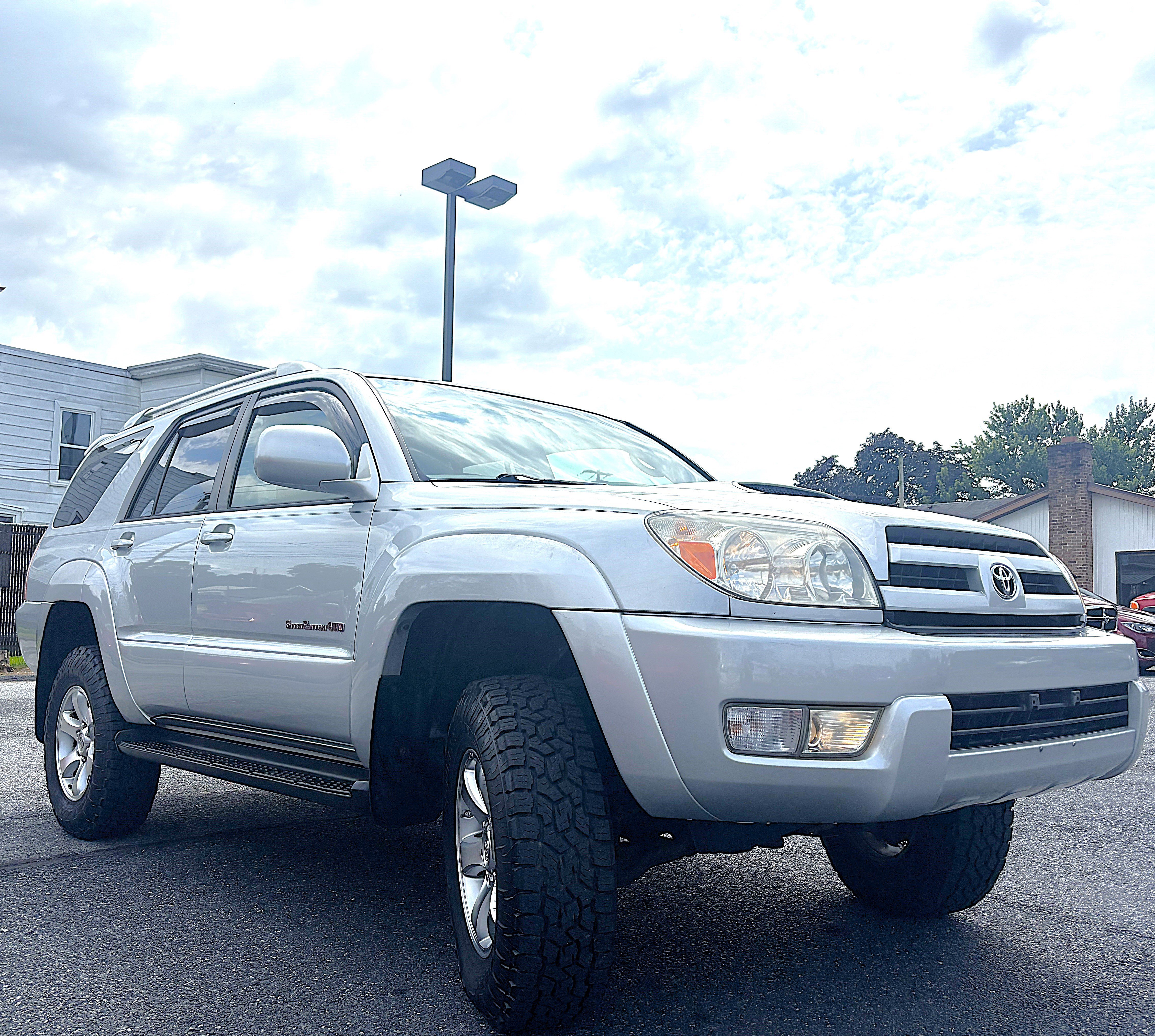 Used 2004 Toyota 4Runner Sport image 3
