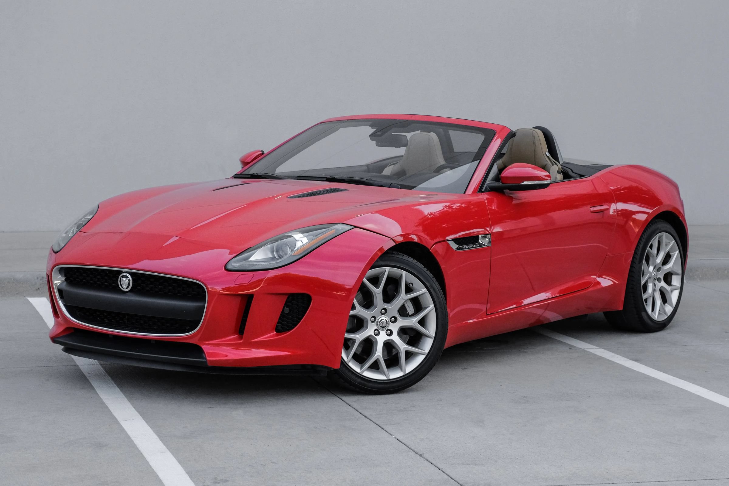 Used 2014 Jaguar F-TYPE Convertible RWD image 11
