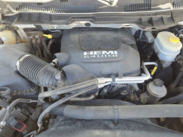 Used 2018 RAM 2500 Tradesman w/ Chrome Appearance Group image 31