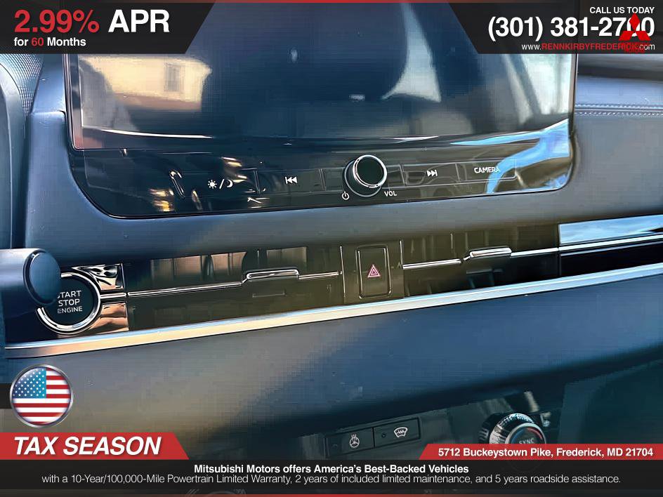 Used 2026 Mitsubishi Outlander Trail Edition image 10