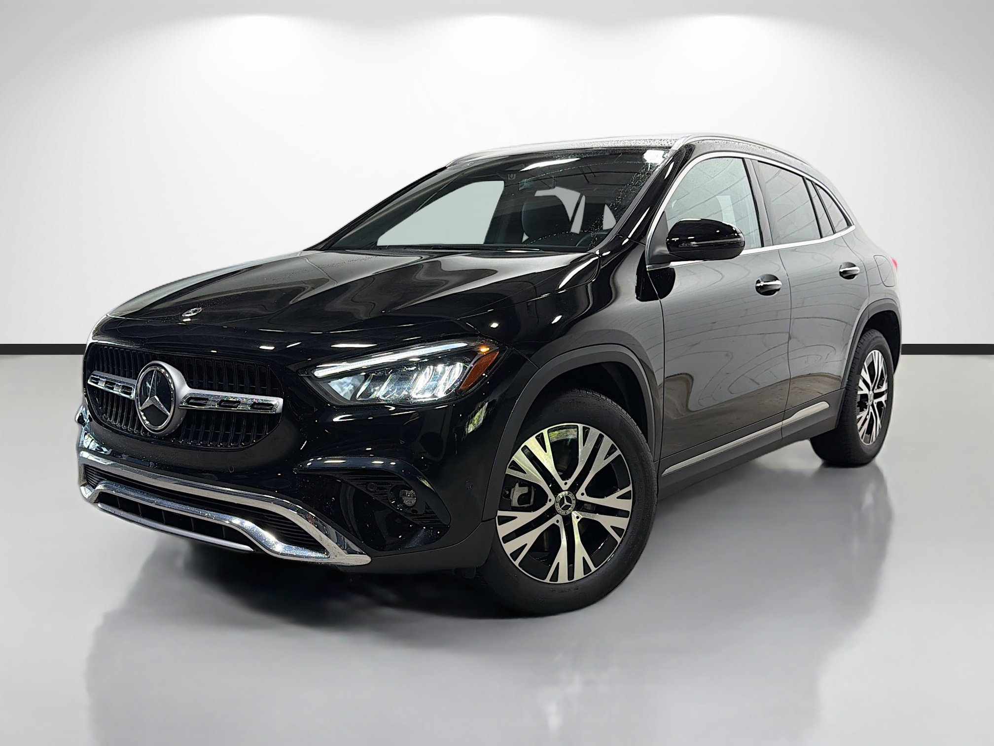 Used 2025 Mercedes-Benz GLA 250 image 1