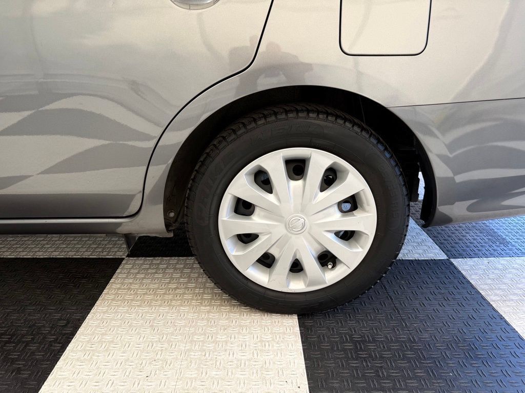Used 2019 Nissan Versa SV FWD image 10
