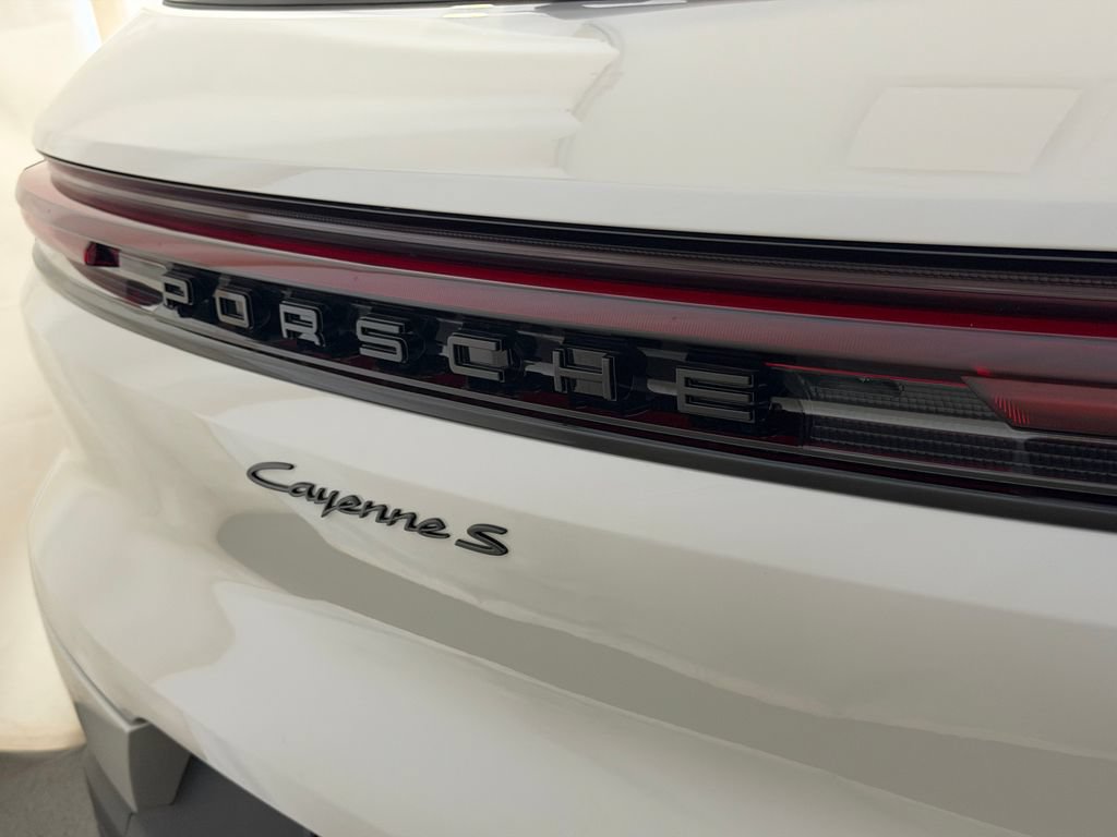 New 2026 Porsche Cayenne S AWD/4WD image 26