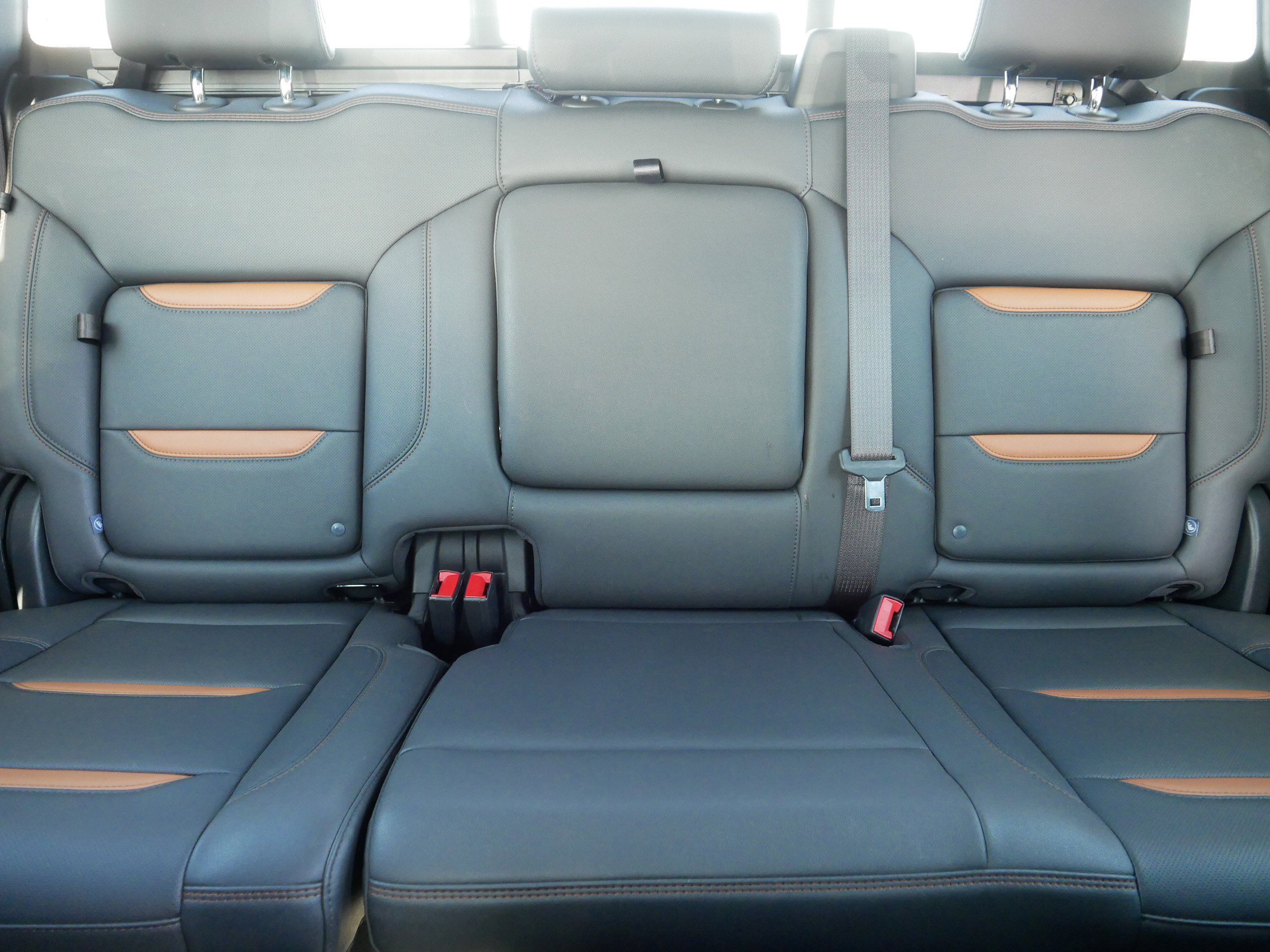 Certified 2024 GMC Sierra 1500 AT4 w/ Technology Package image 13