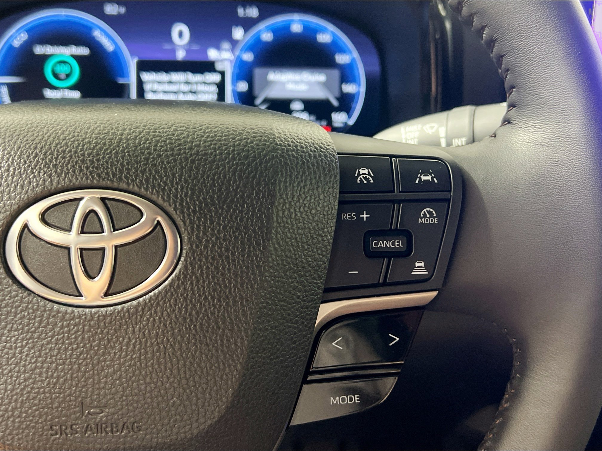 Used 2025 Toyota Camry XLE FWD image 19