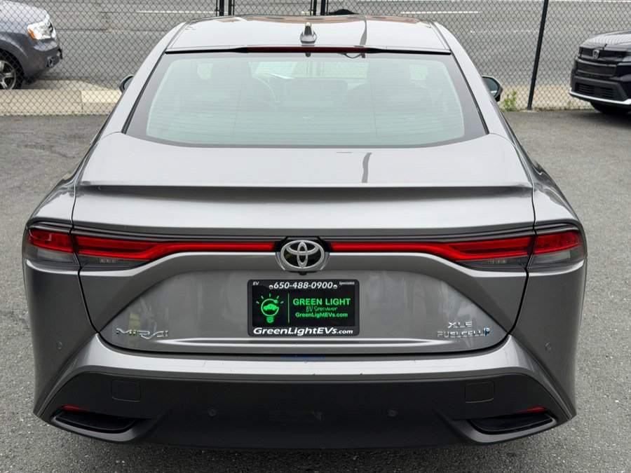 Used 2023 Toyota Mirai w/ Advanced Technology Package RWD image 6