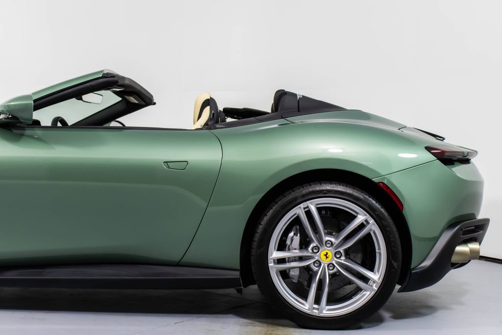 Certified 2024 Ferrari Roma Spider RWD image 27