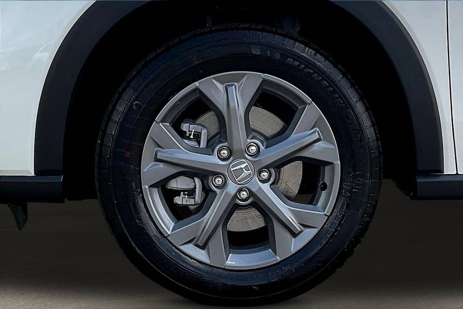 Used 2026 Honda HR-V LX image 32