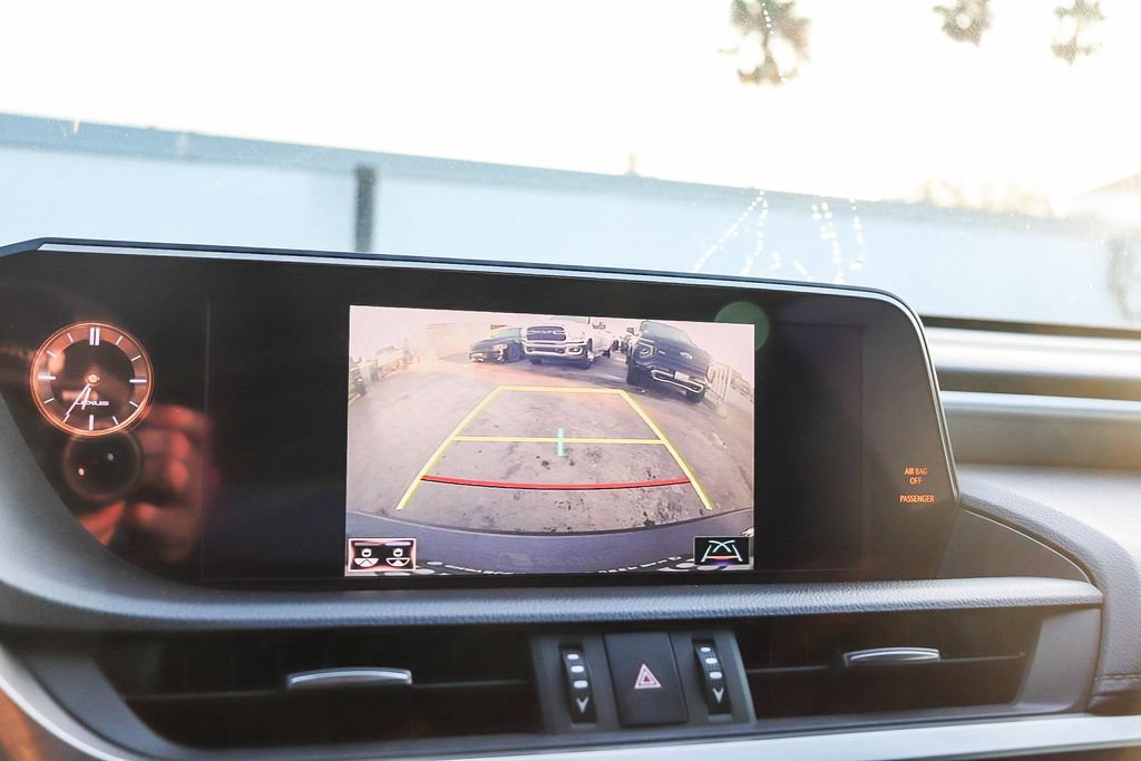 Used 2020 Lexus ES 350 F Sport w/ Accessory Package 2 FWD image 28