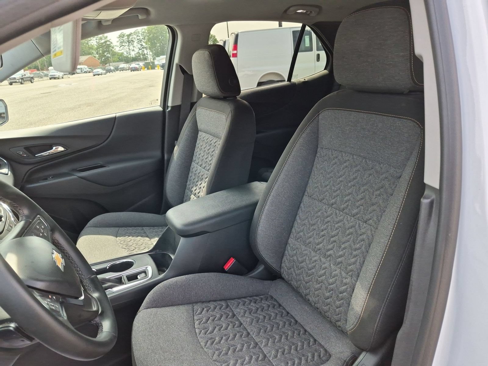 Certified 2024 Chevrolet Equinox LT AWD/4WD image 18