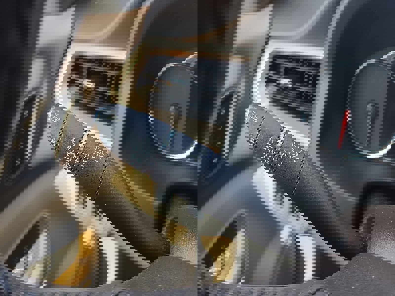 Used 2018 GMC Acadia Denali w/ Technology Package image 27