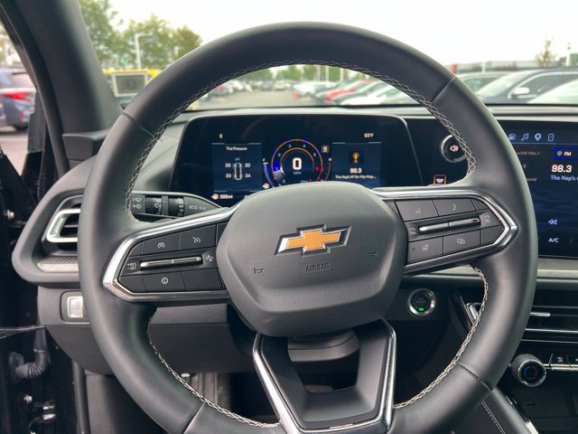 Used 2026 Chevrolet Traverse LT AWD/4WD image 13