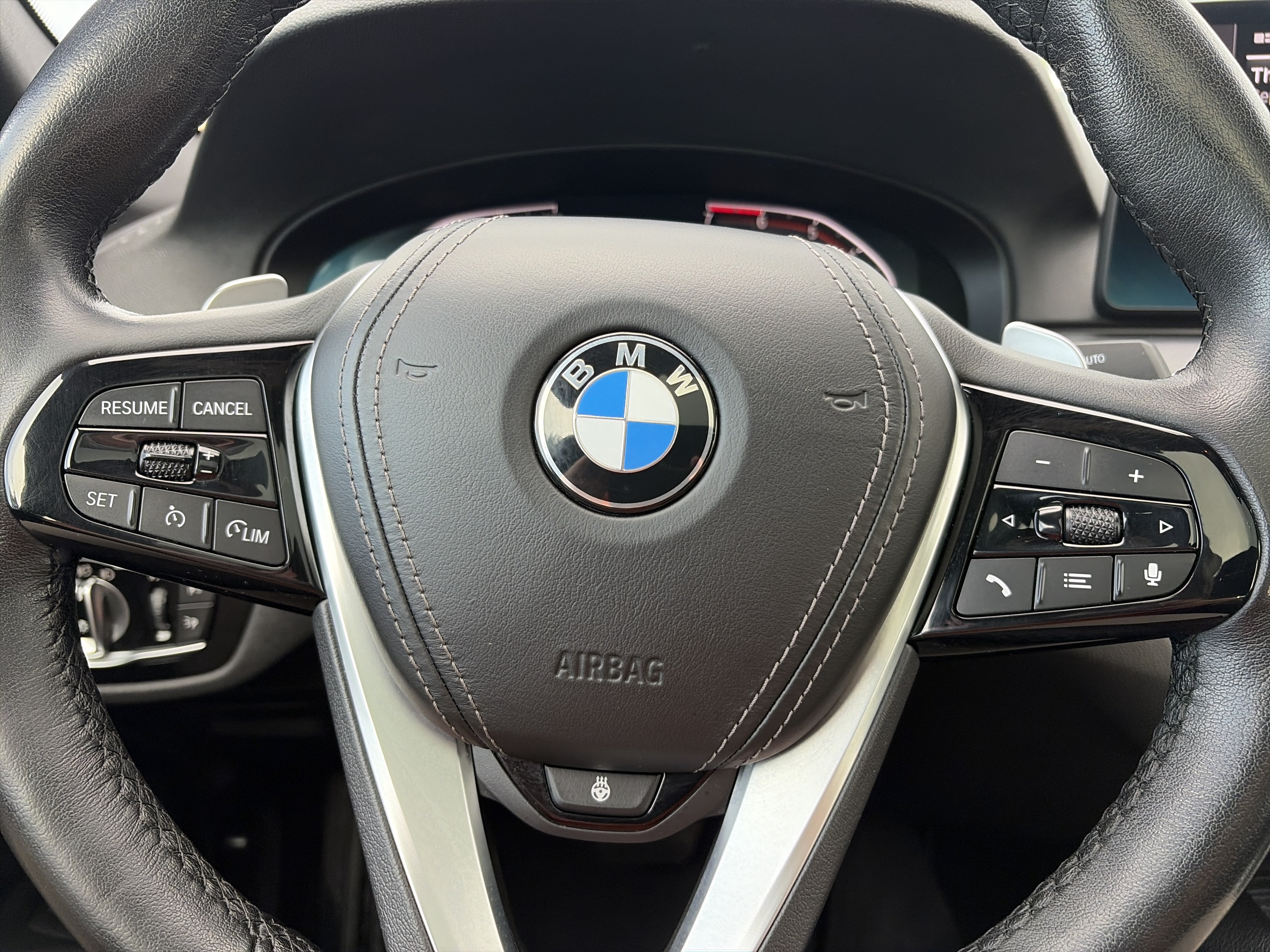 Used 2022 BMW 530i xDrive w/ Premium Package AWD/4WD image 22