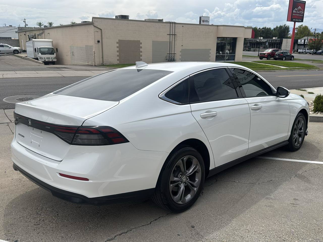 Used 2024 Honda Accord EX image 5