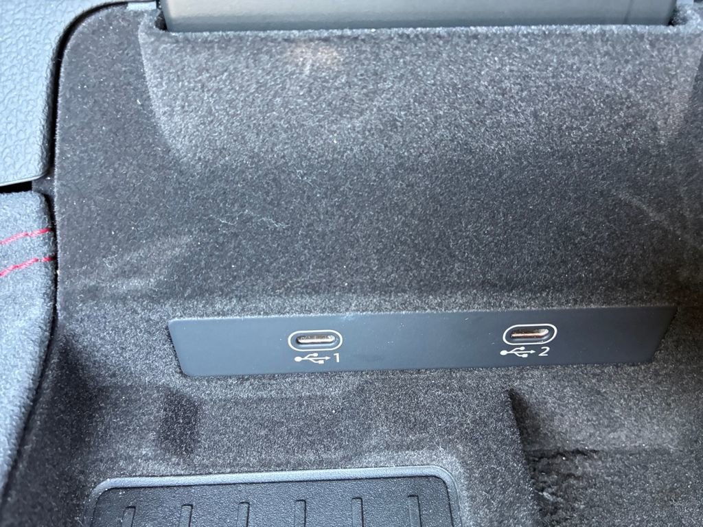 Used 2022 Audi RS 6 w/ Carbon Optic Package AWD/4WD image 6