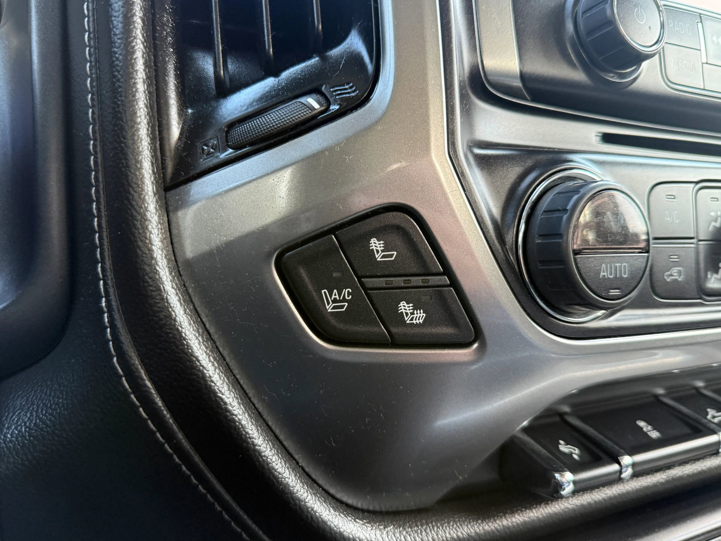 Used 2015 Chevrolet Silverado 1500 LTZ w/ LTZ Plus Package image 36