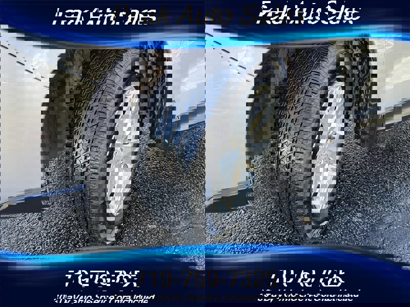 Used 2015 Subaru Forester 2.5i w/ Alloy Wheel Package image 9