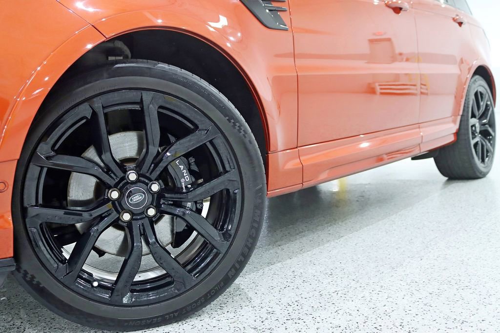Used 2022 Land Rover Range Rover Sport SVR AWD/4WD image 4