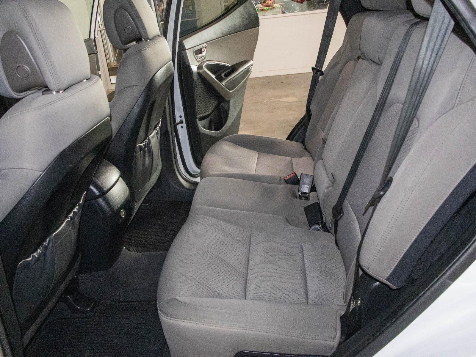 Used 2018 Hyundai Santa Fe Sport w/ 2.4L Value Package 02 image 13