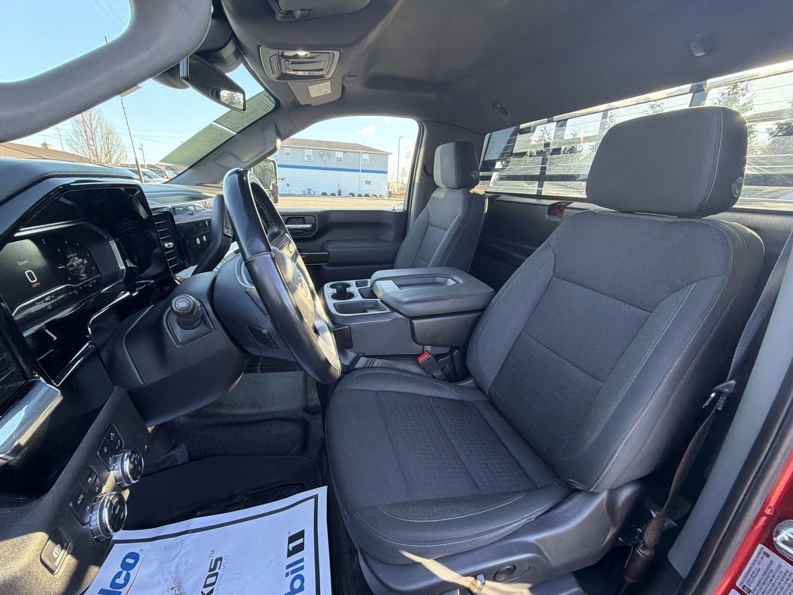 Used 2024 GMC Sierra 3500 SLE w/ SLE Convenience Package image 18