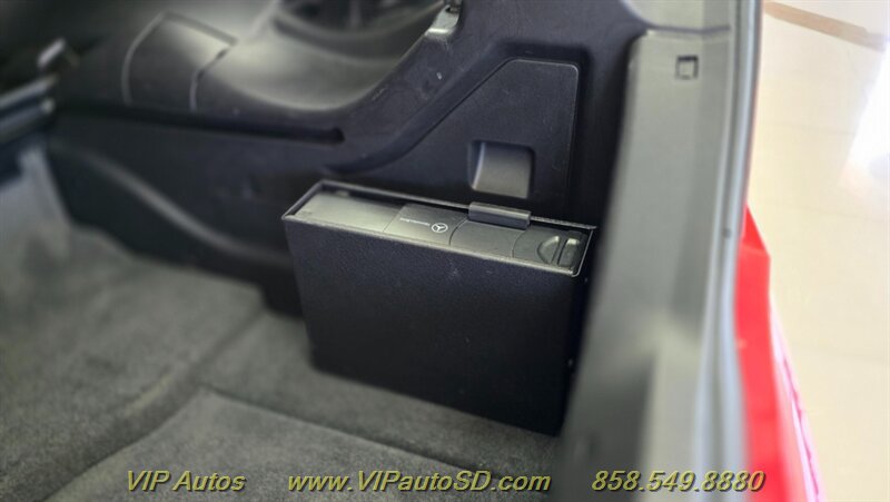 Used 2003 Mercedes-Benz SLK 32 AMG image 11