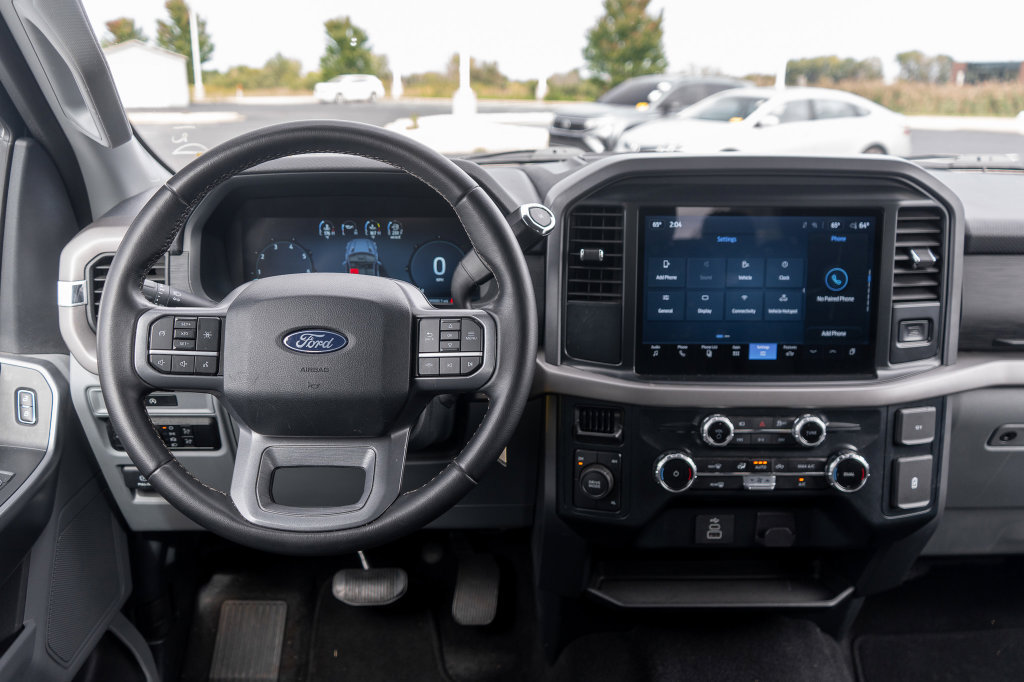 Used 2025 Ford F150 XLT w/ Equipment Group 301A Standard AWD/4WD image 15