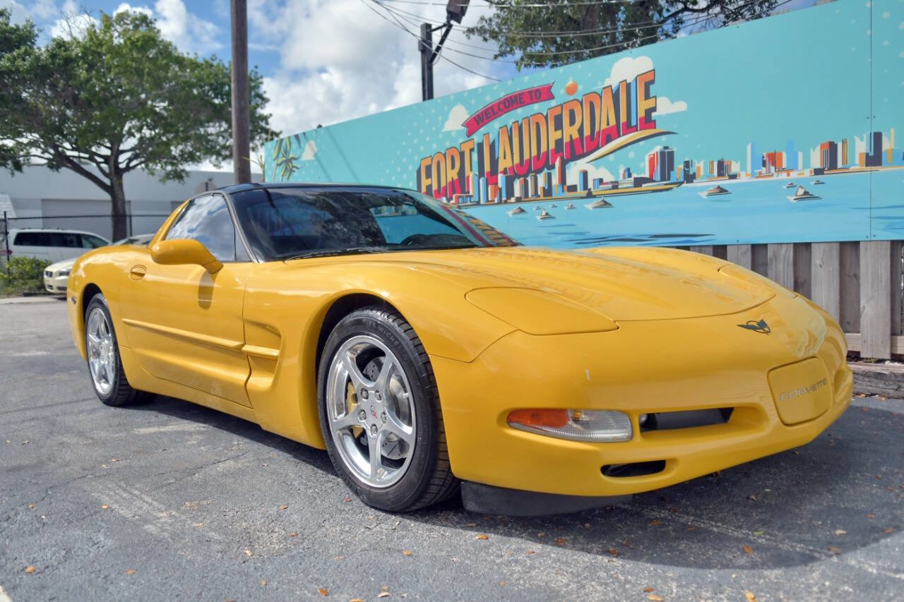 Used 2003 Chevrolet Corvette Coupe w/ Preferred Equipment Group image 30