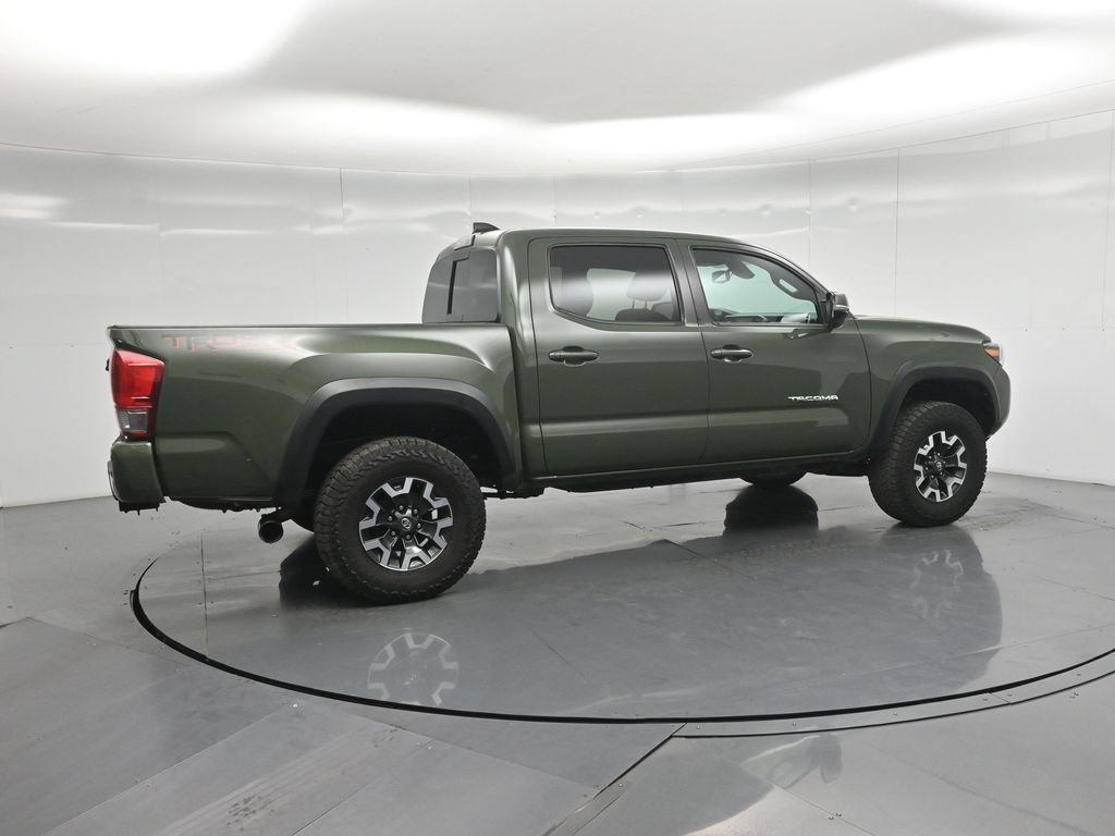 Used 2022 Toyota Tacoma TRD Off-Road w/ Technology Package RWD image 28