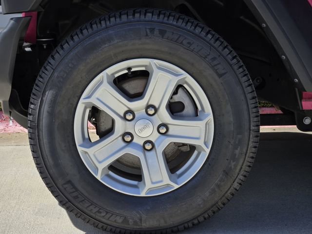 Used 2022 Jeep Wrangler Unlimited Sport image 11