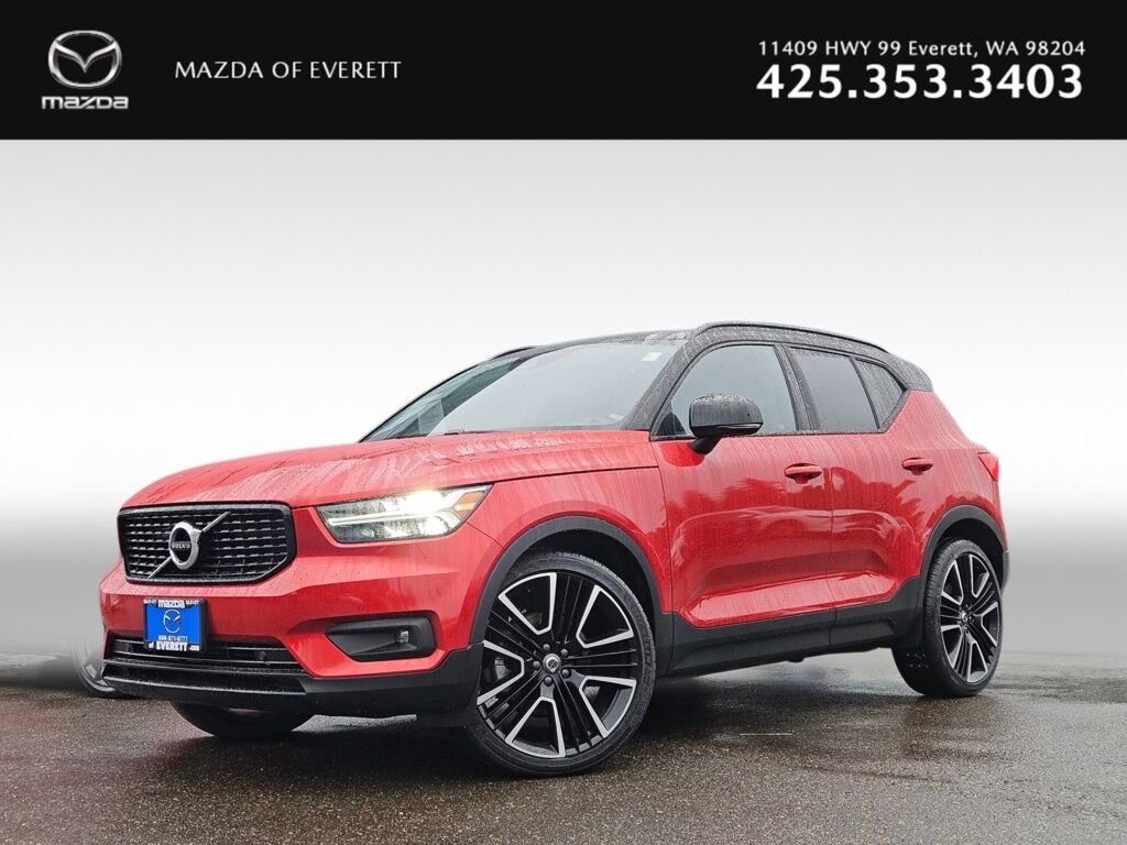 Used 2020 Volvo XC40 T5 R-Design image 1