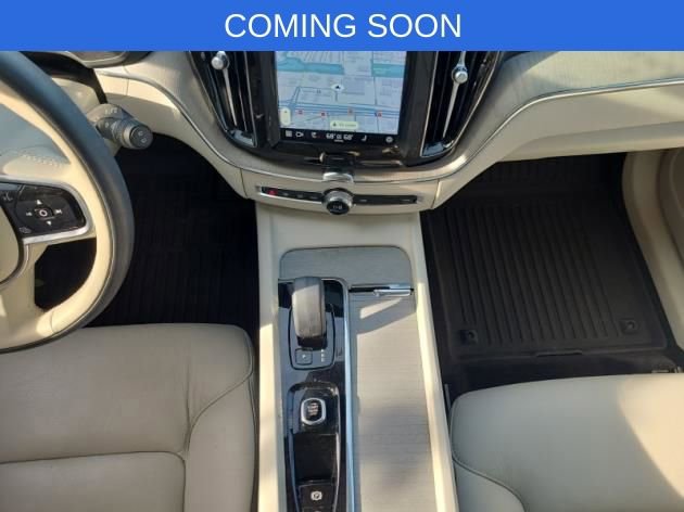 Certified 2023 Volvo XC60 B5 Plus w/ Climate Package image 10
