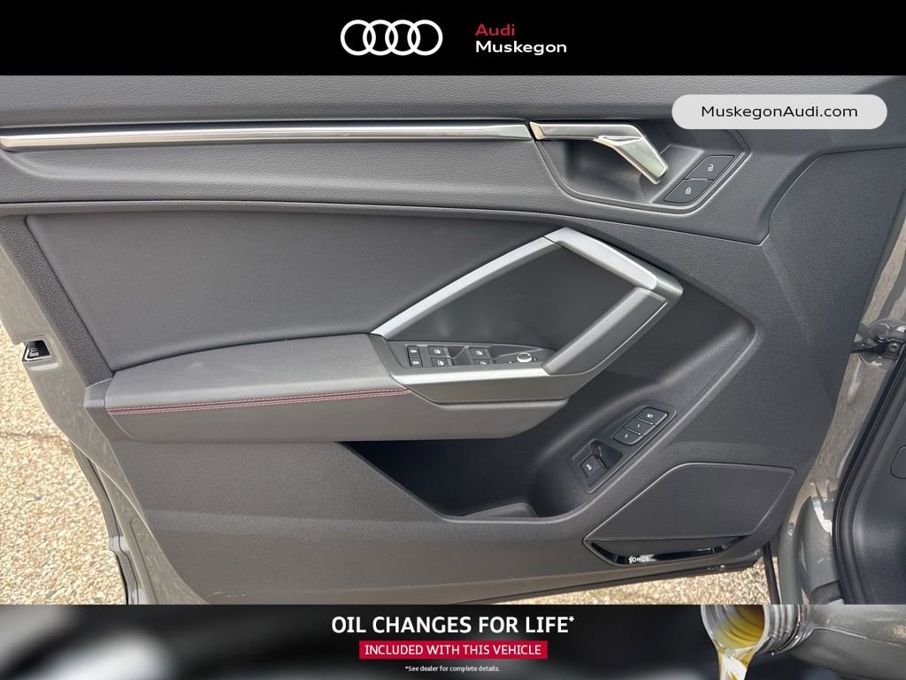 New 2025 Audi Q3 2.0T Premium Plus image 9
