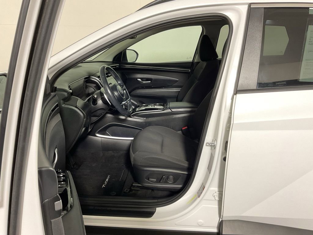 Certified 2022 Hyundai Tucson SEL w/ Cargo Package AWD/4WD image 22