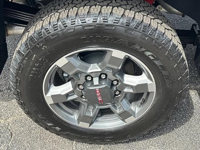 New 2026 GMC Sierra 2500 SLT w/ SLT Premium Package AWD/4WD image 15