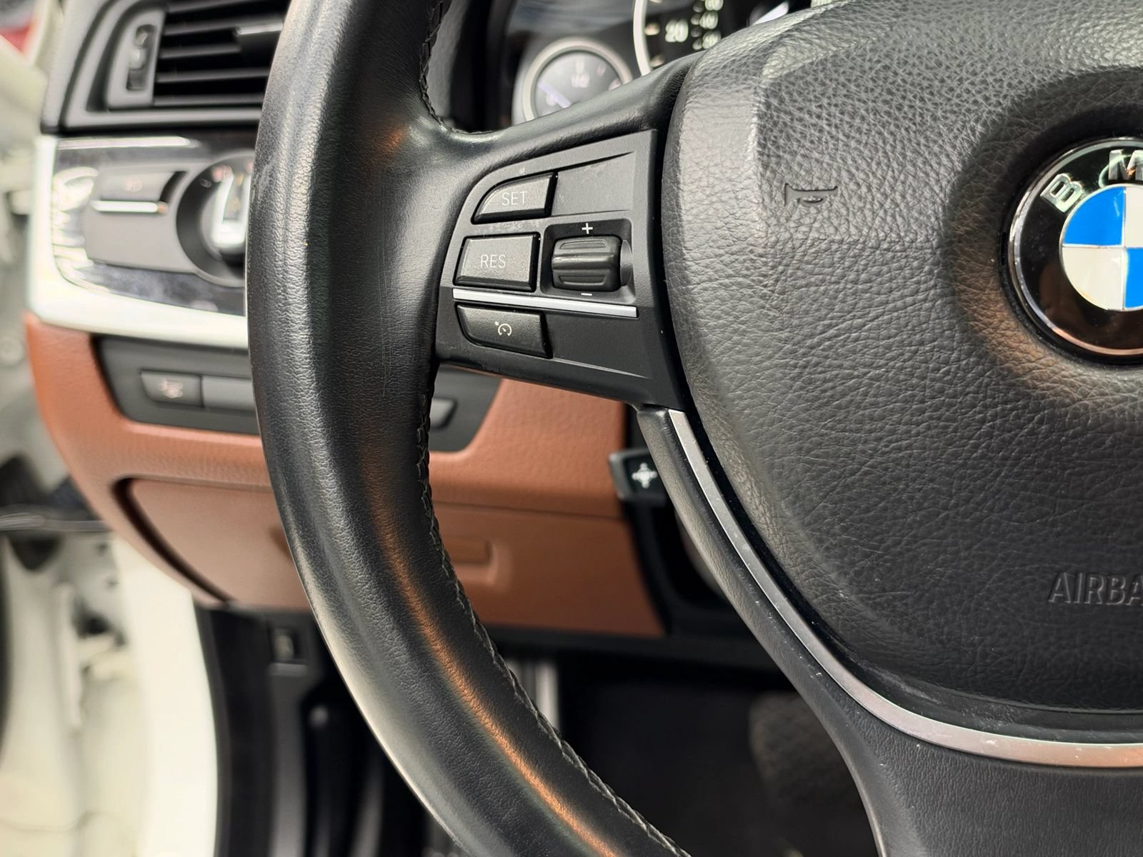 Used 2015 BMW 528i Sedan RWD image 30