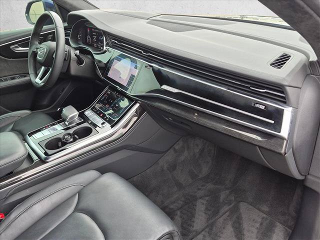 Used 2020 Audi Q8 Prestige AWD/4WD image 23