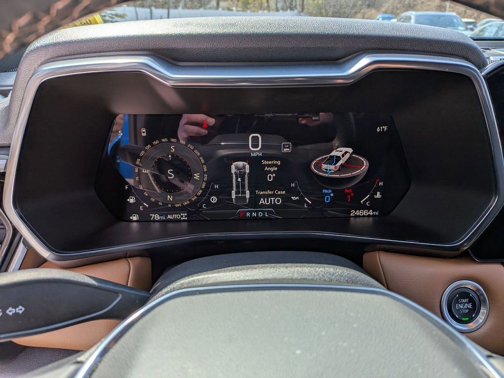 Used 2024 GMC Canyon AT4 w/ AT4 Premium Package image 11