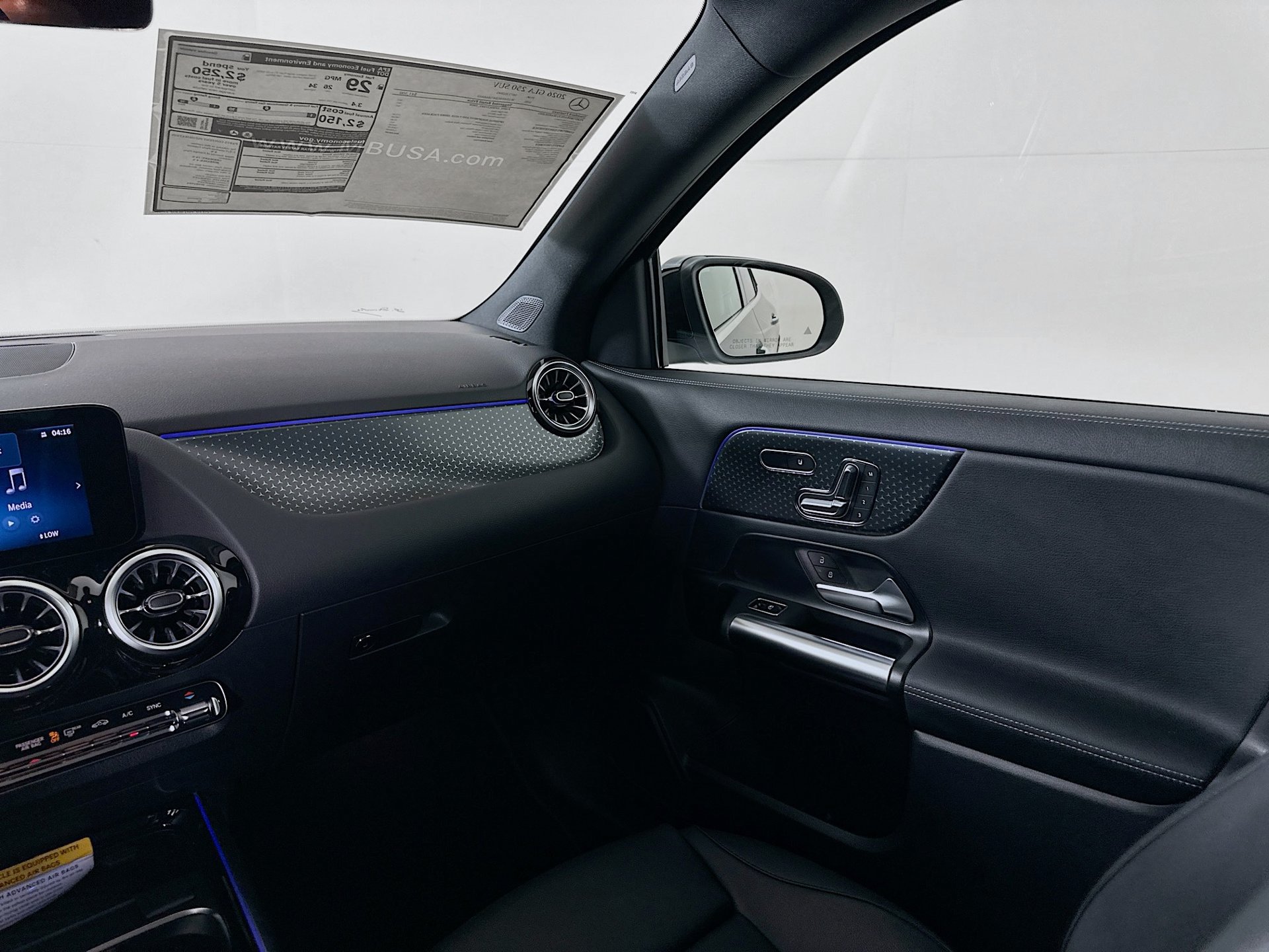 Used 2026 Mercedes-Benz GLA 250 image 24