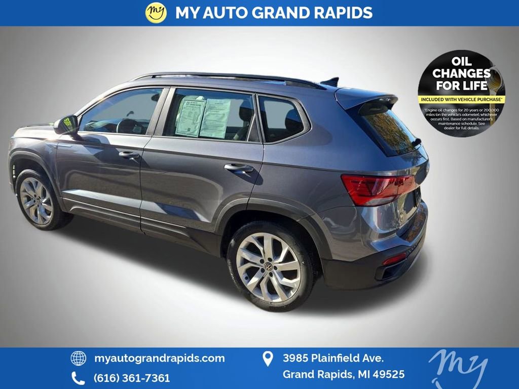 Used 2023 Volkswagen Taos S image 5