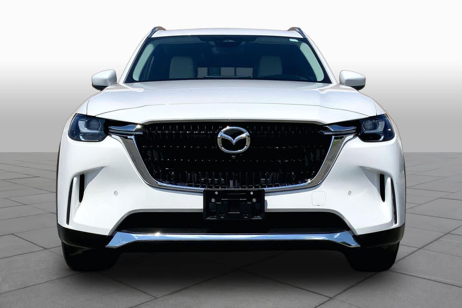 Certified 2024 MAZDA CX-90 Plug-In Hybrid w/ Premium Plus AWD/4WD image 4