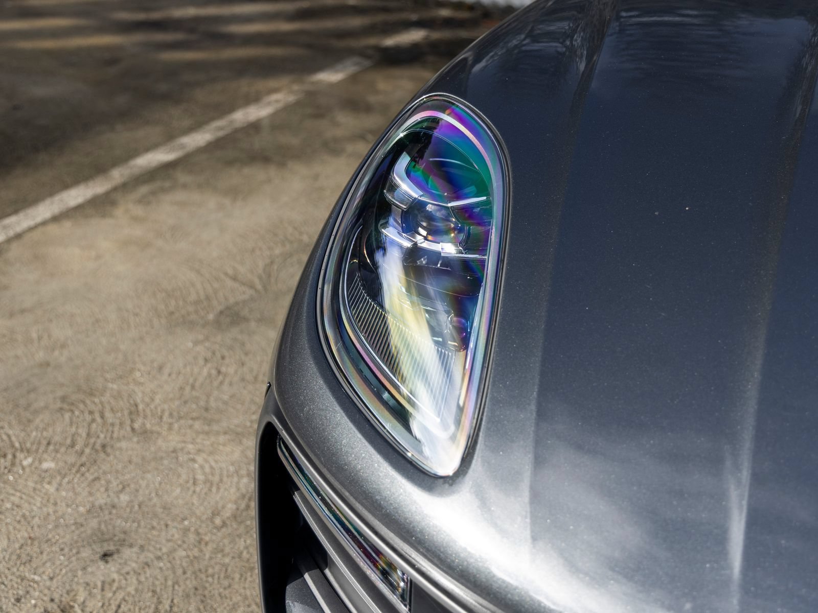 Certified 2026 Porsche Macan AWD/4WD image 14