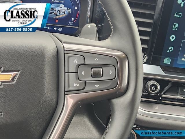 Used 2025 Chevrolet Silverado 1500 High Country AWD/4WD image 27